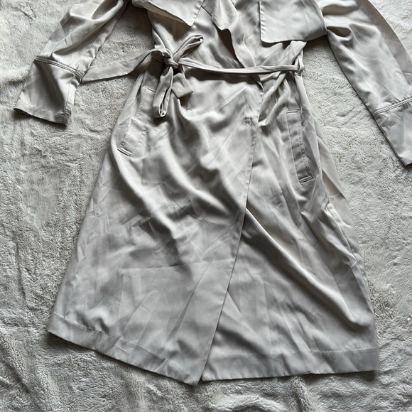 H&M Women’s Beige Trench Coat Long Belted Drape Front Jacket, Lightweight Layer - Picture 3 of 10